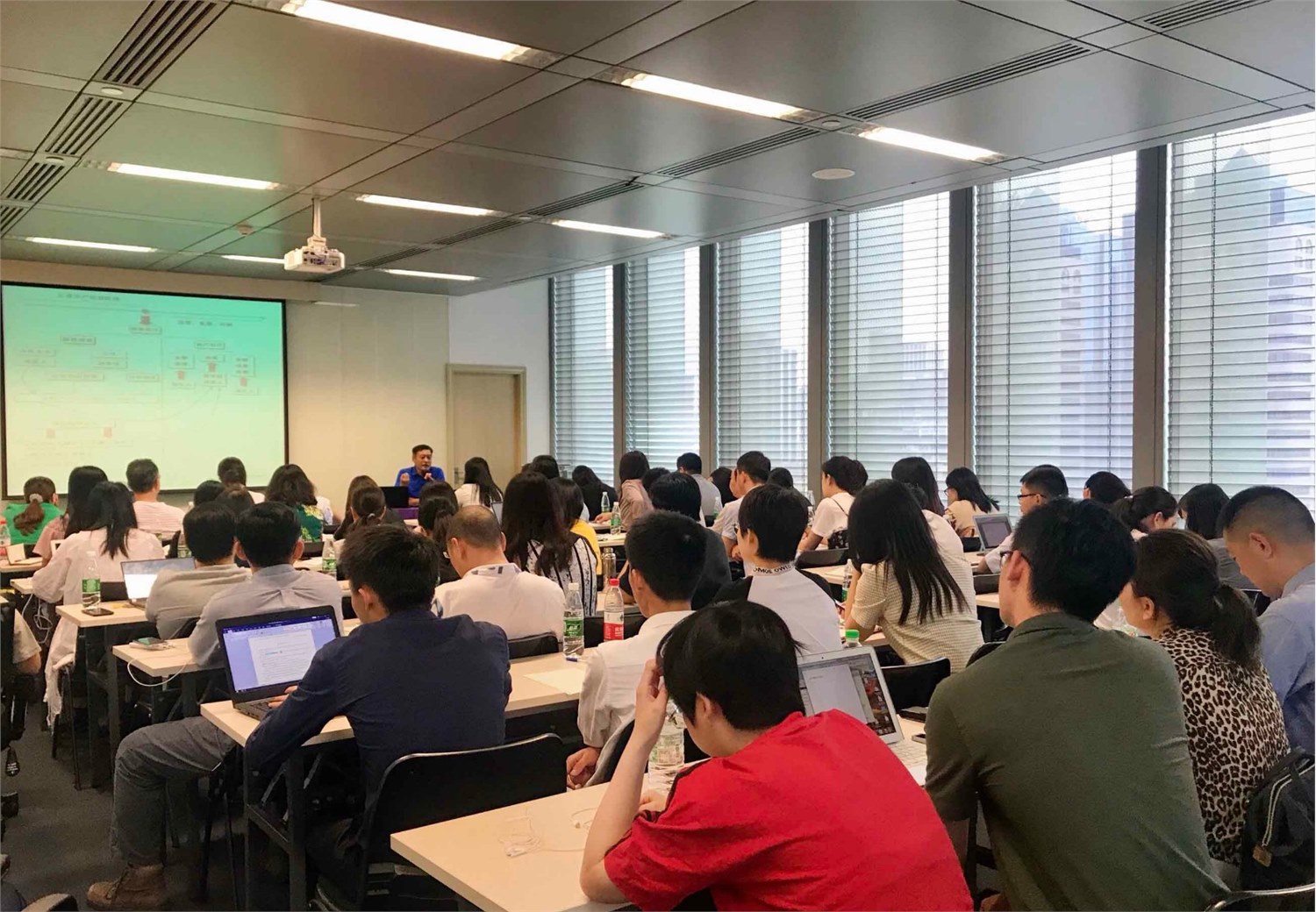 协会举办会计、税务及审计培训